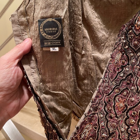 VINTAGE GORGEOUS BEADED GOLDEN BUSTIER TOP - Picture 10 of 14